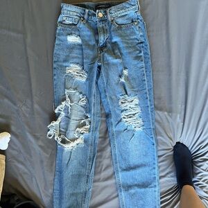 aero ripped mom jeans